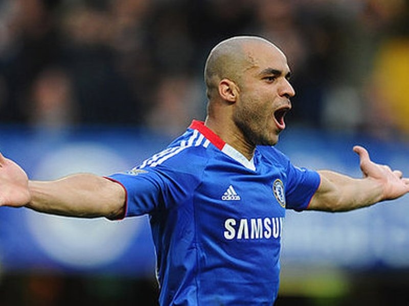 «Βλέπει» Άλεξ η Ζενίτ