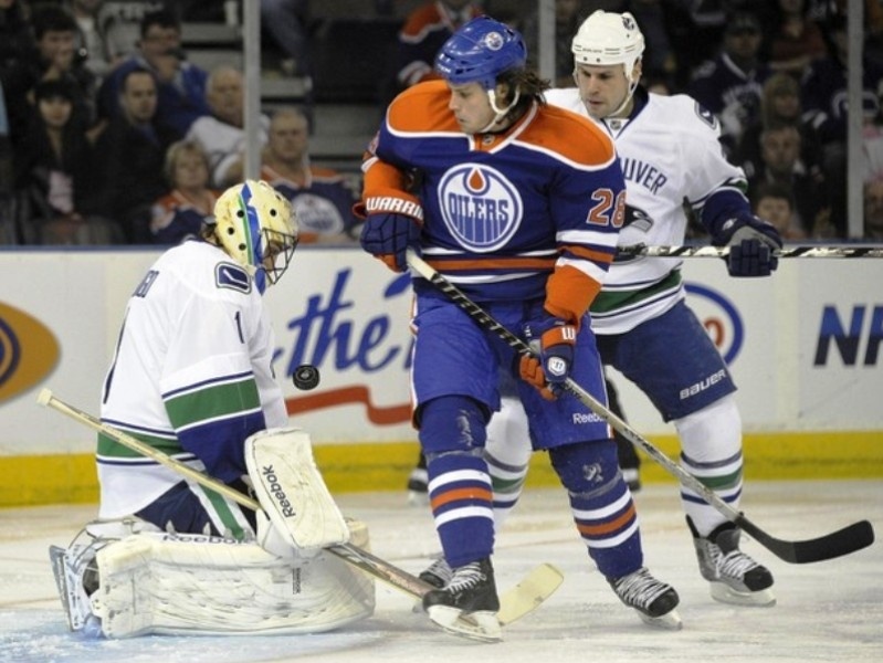 Ανανέωσε ο Ryan Jones