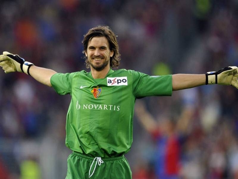 «Συμπαίκτη» για Κοστάντζο