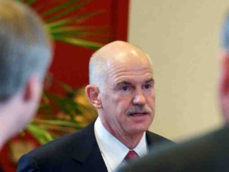 Επαφές Παπανδρέου με υπουργούς