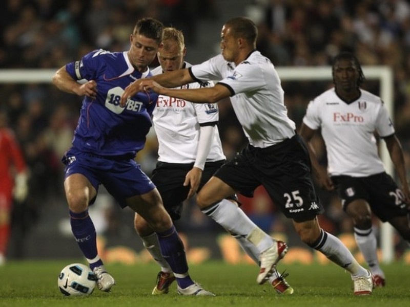 «Φουλάρει» για Κέιχιλ