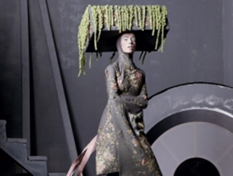 Παρατείνεται η έκθεση του McQueen