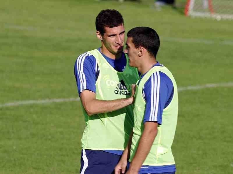 «Δένει» δύο, φεύγουν αρκετοί