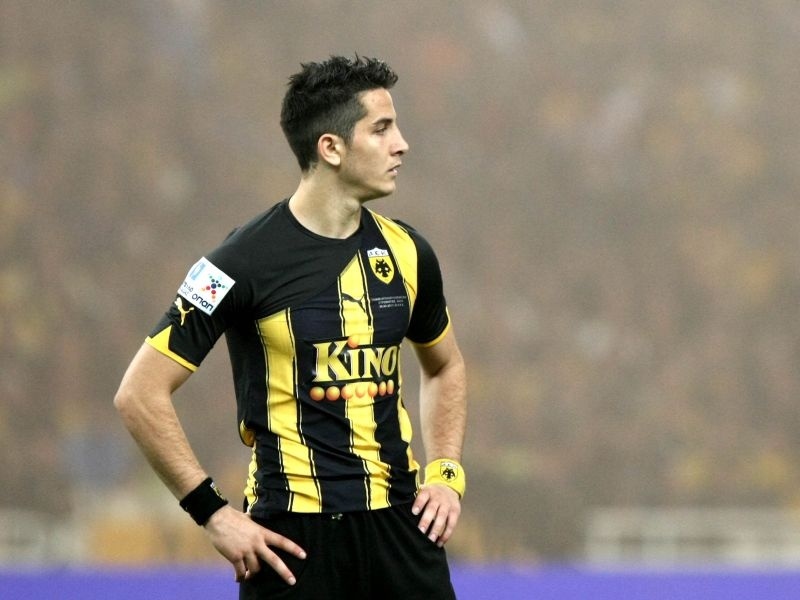 Νέα πρόταση σε Μανωλά