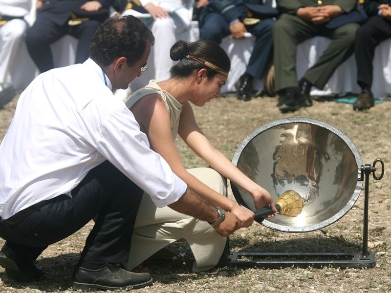 Άναψε η Φλόγα της Ελπίδας