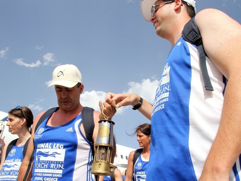 Στο Προεδρικό Μέγαρο η Φλόγα