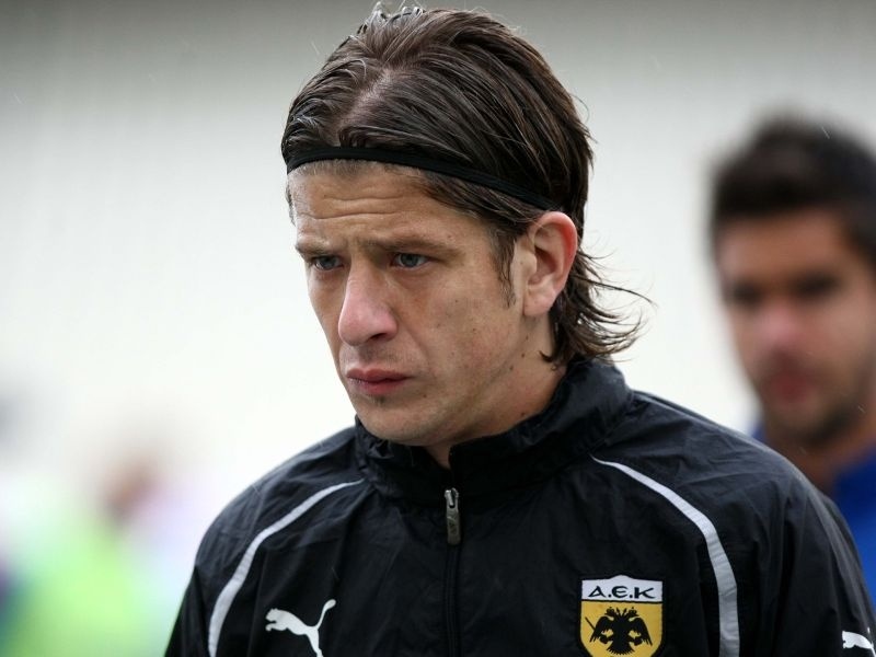 «Θα μιλήσω με την ΑΕΚ»