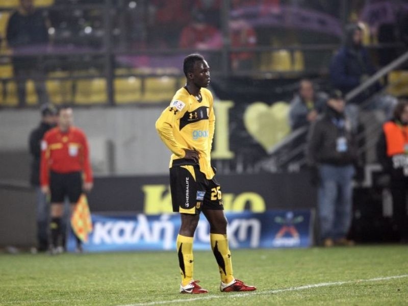 Απομένουν τα τυπικά για Ρουί