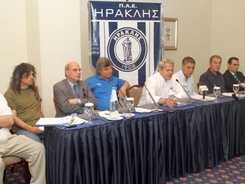Ζητά εγγυήσεις για την ΠΑΕ