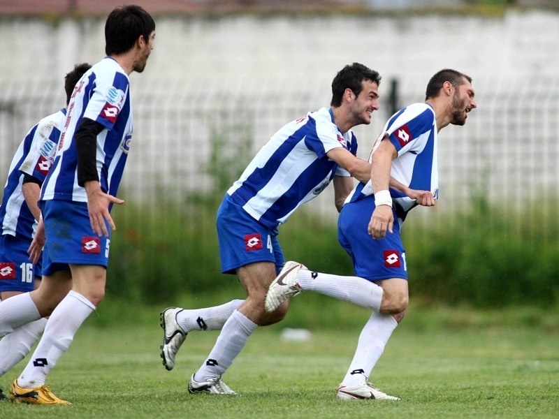 Καμία ανησυχία από Φωκικό
