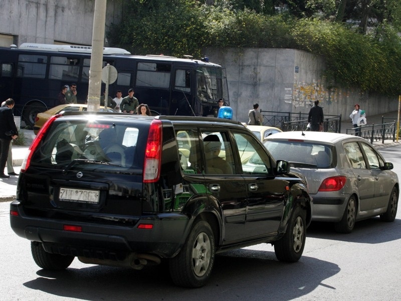 17 Νοέμβρη και… 23 Ιούνη!