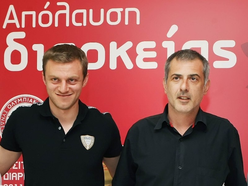 Στα γραφεία ο Αβραάμ