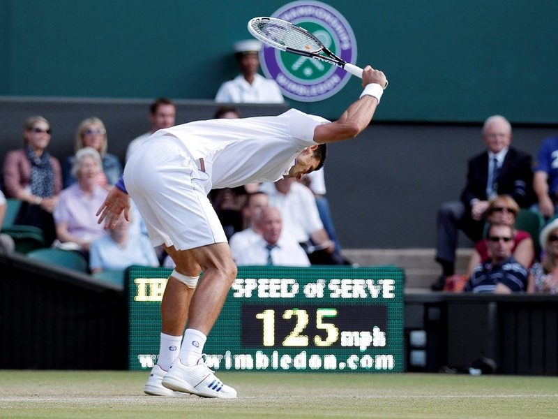 Νόλε, καταστροφέας ρακέτας! (vid)
