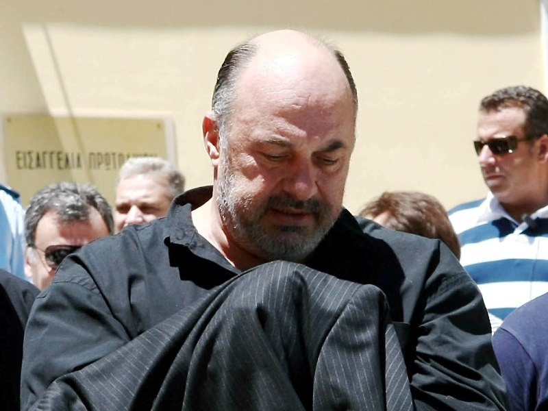 «Την κάνει ο Μπέος για Αμερική;»