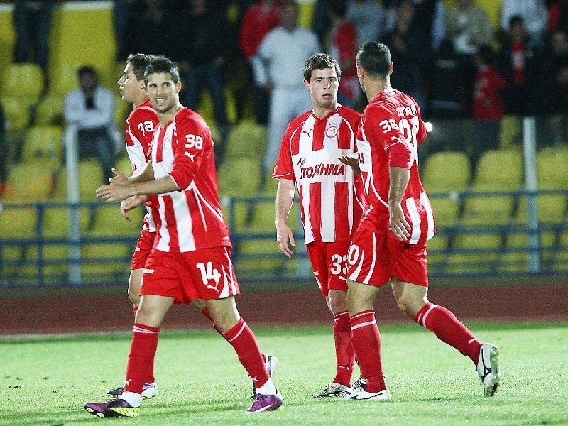 Απαντά σε Ανόρθωση