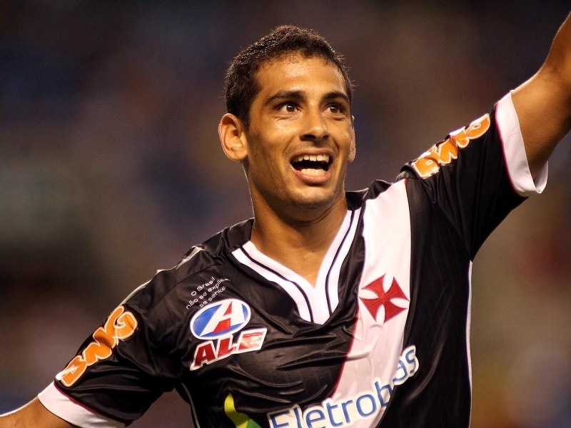 Προτάθηκε ο Ντιέγκο Σόουζα