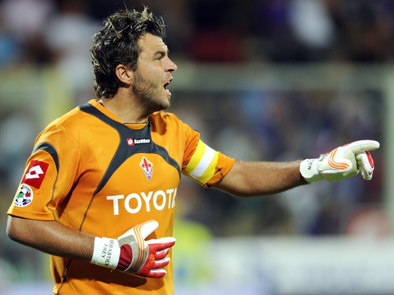 «Χωρίζει» με τον Φρέι