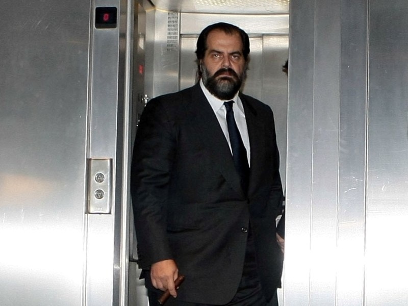 Πατέρας, Μάκης για τις κασέτες!