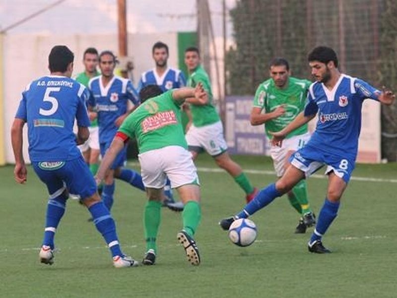 Συμφωνία με Κατσαμά