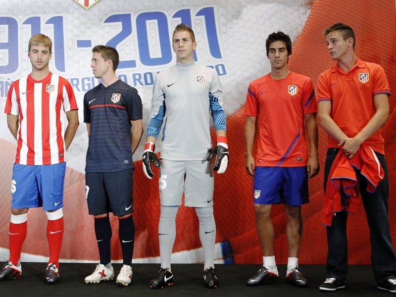 Εκατό χρόνια «ερυθρόλευκα»