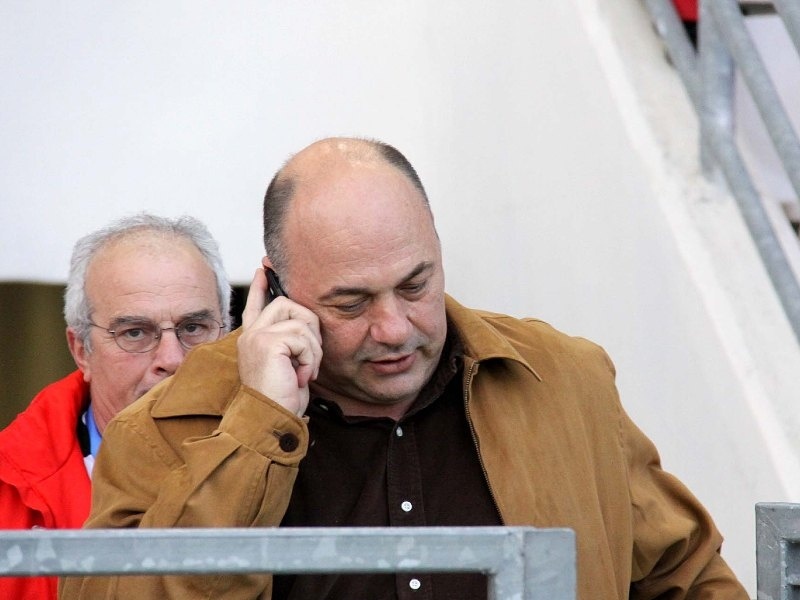 Ο Μπέος για μηνύσεις!