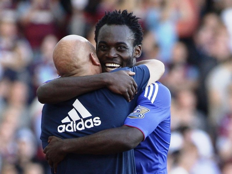 Μένει Τσέλσι ο Εσιέν