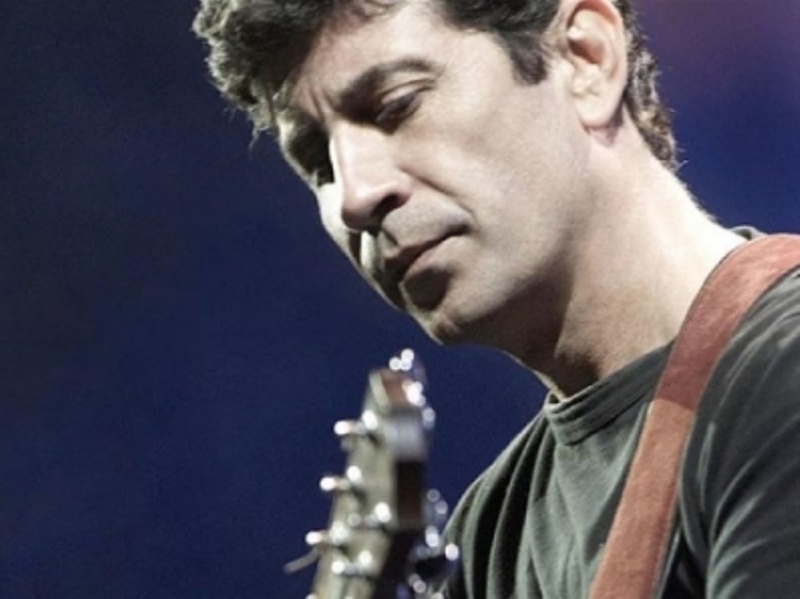 Αναβάλλεται η συναυλία του Μάλαμα