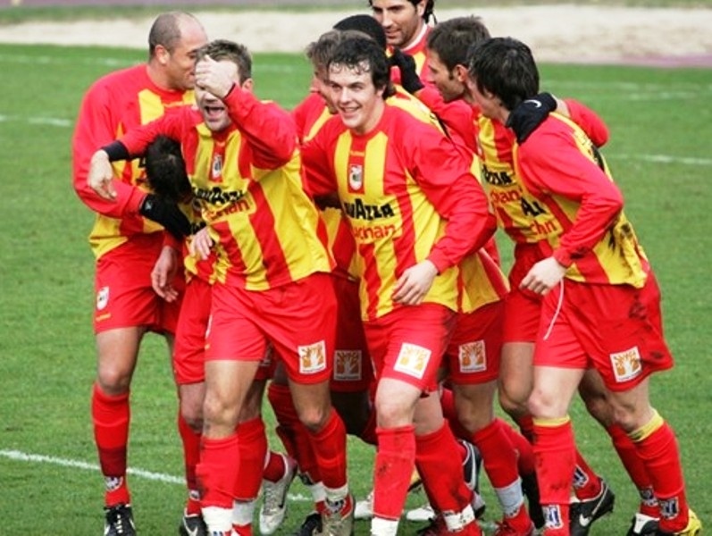 Βήμα πρόκρισης για Ντουντελάντζ