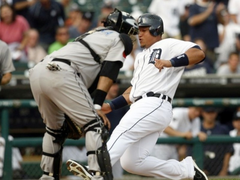 Τρία σερί οι Tigers