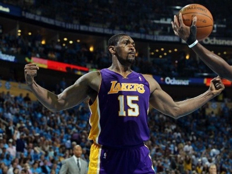 Τρελή πρόταση σε Αρτέστ!