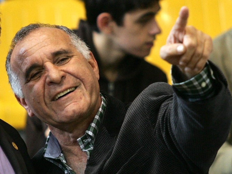 Ξεχρεώνουν στο Μαρούσι