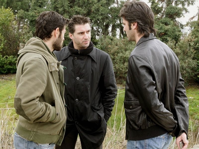 Το χέρι στην τσέπη για μεταγραφές