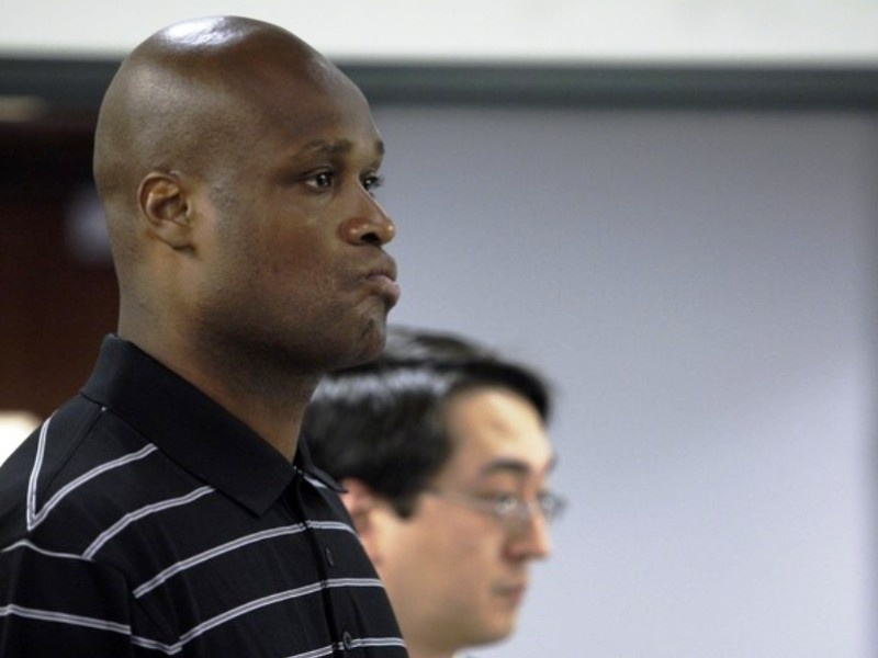 Οι σφραγισμένες επιταγές του Ουόκερ