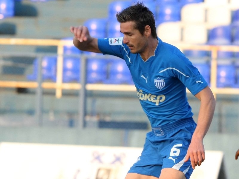 Κοντά σε δύο ο ΑΟΧ