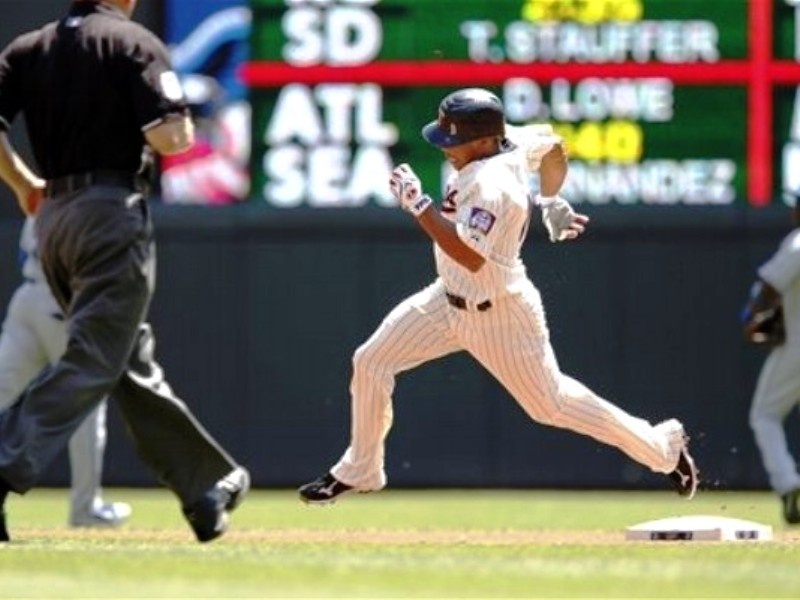 Εννέα strikeouts o Baker