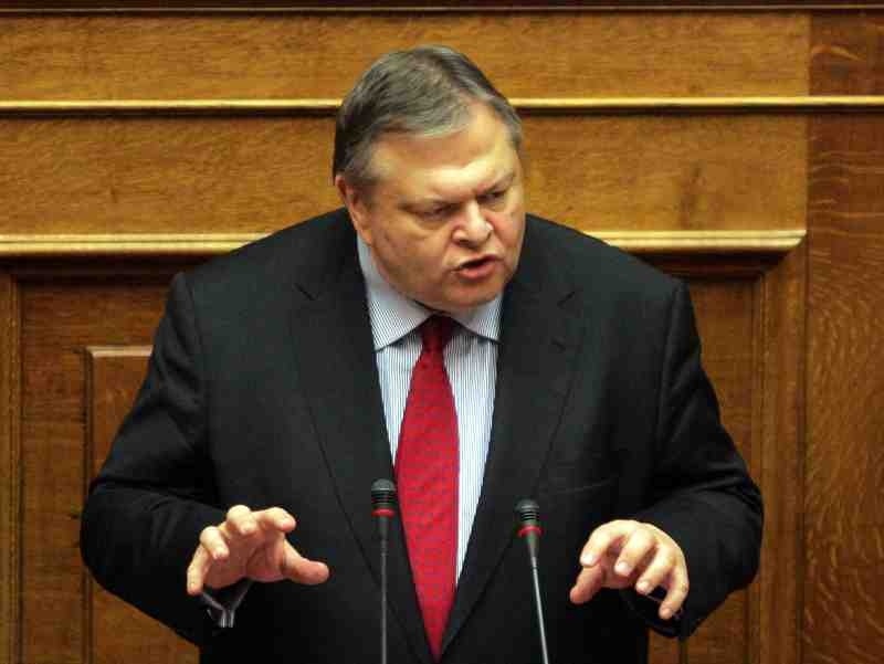Άρχισε «ξήλωμα» ο Βενιζέλος
