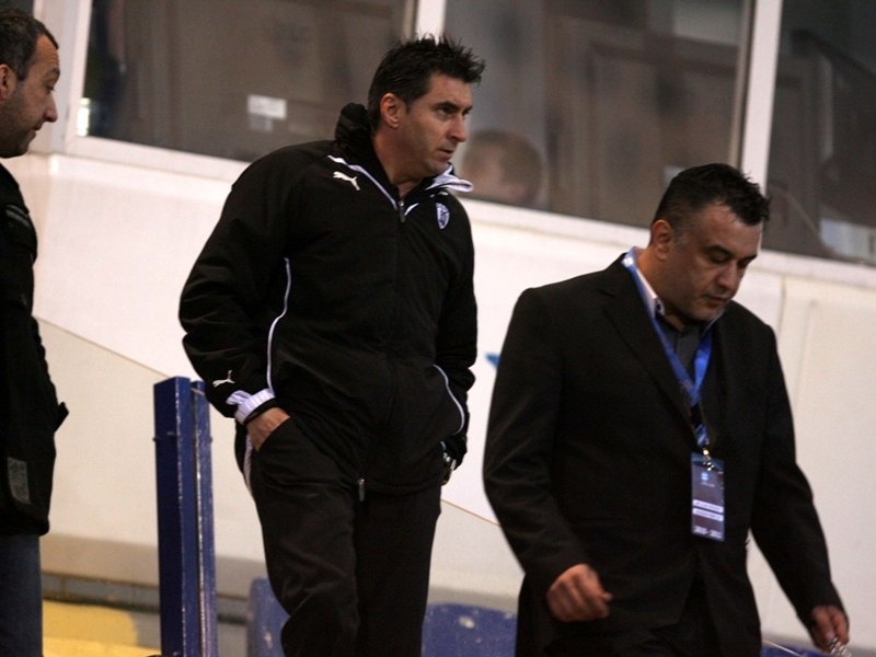 Επαφή για το νομικό κομμάτι