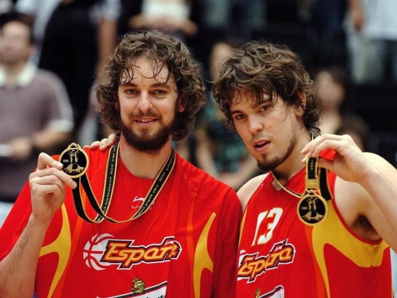 Αδελφική υπόθεση…