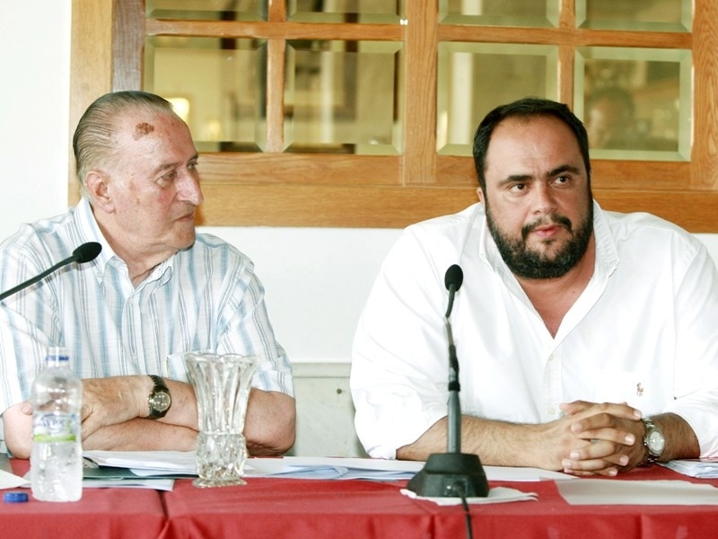 Στήριξη από Μαρινάκη