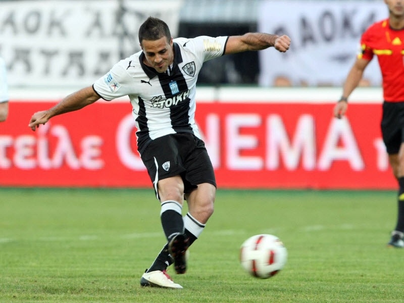 Τετ-α-τετ Ζαγοράκη, Βιτόλο