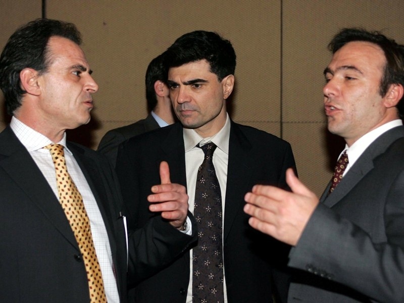 «Ακέφαλες Λίγκα και ΕΠΟ»