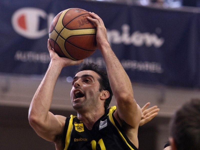 Συμφωνία με Χαραλαμπίδη