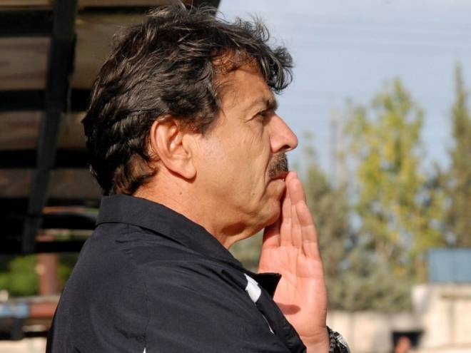 «Μια ανάσα από Πετράκη»