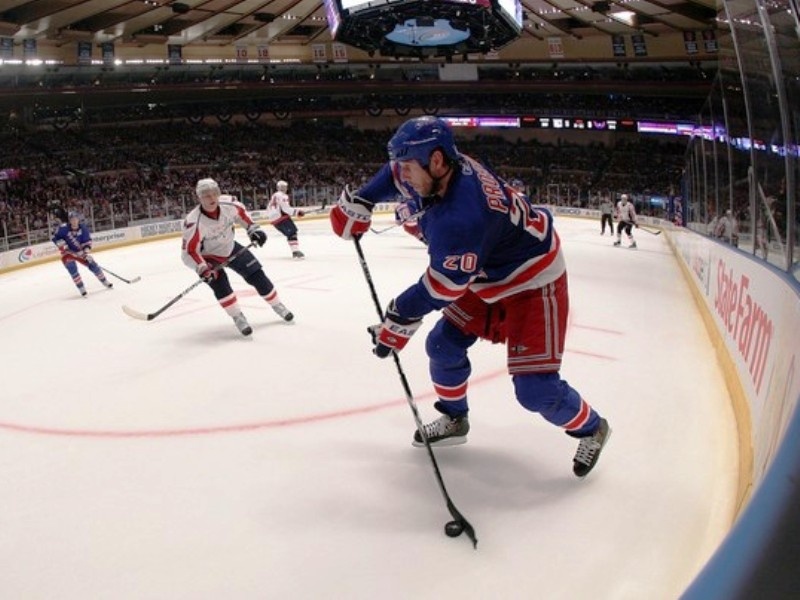 Τρίτος επιθετικός για Τζάκετς