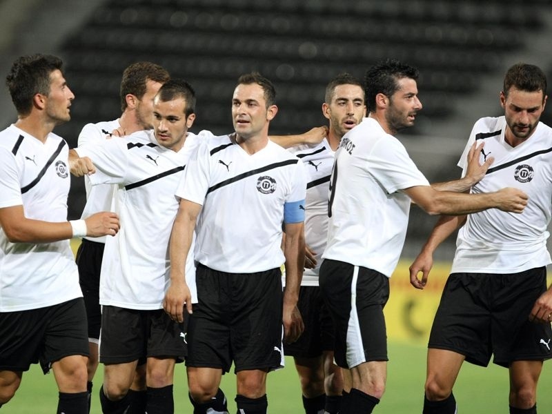 Παπαδόπουλος: «Προσγειωμένοι»