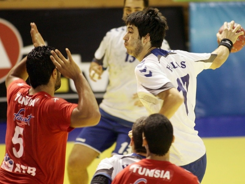 «Αυτοκτόνησε» η Εθνική νέων