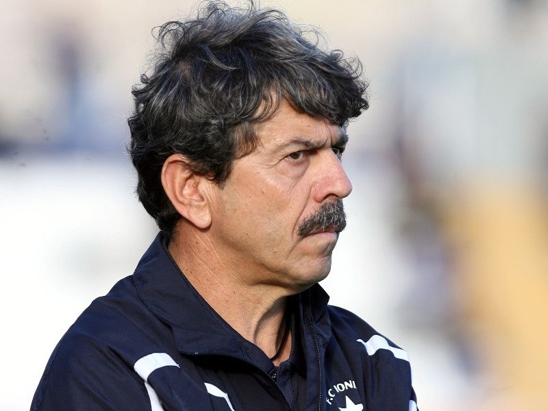 Αναλαμβάνει ο Πετράκης