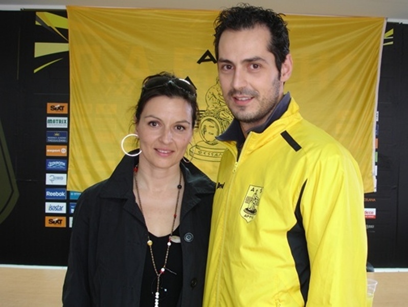 Βαφτίζουν τον μονάκριβο γιο τους!