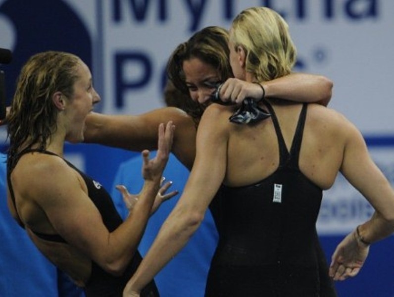 Πρώτες στο βάθρο οι Ολλανδέζες