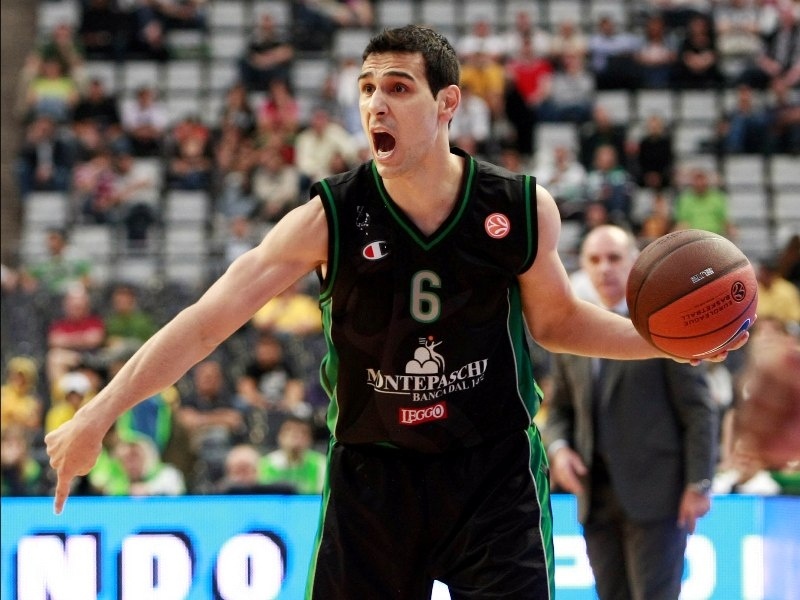 «Φουλάρουν» για Ζήση